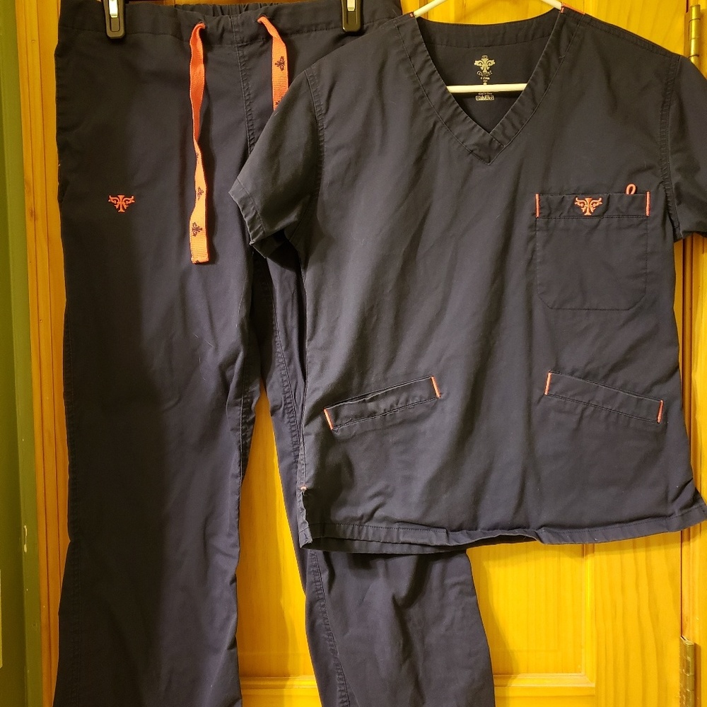 Navy/coral Med Couture scrub set